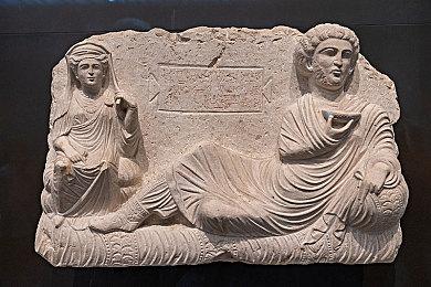 《怪物猎人：荒野》玩家父亲去世 游戏中捏出相似角色缅怀